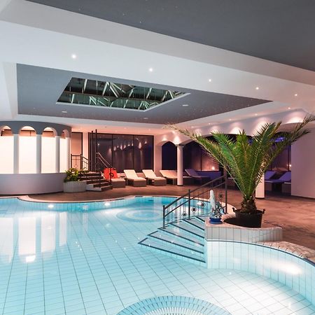 25H Spa-Residenz Pools In & Out, Private Garden & Beach 네우시에들암시 외부 사진